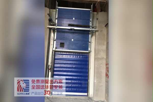 安全的快速门 安全的快速门
